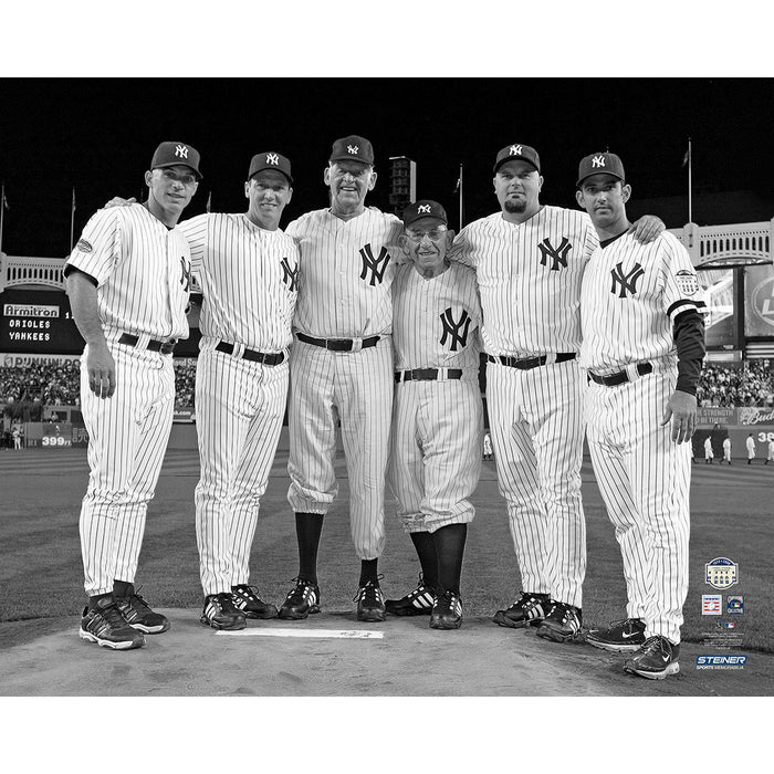 New York Yankees Final Game at Yankee Stadium Perfect Game Pitchers & Catchers 16x20 Photo Uns - Black & White