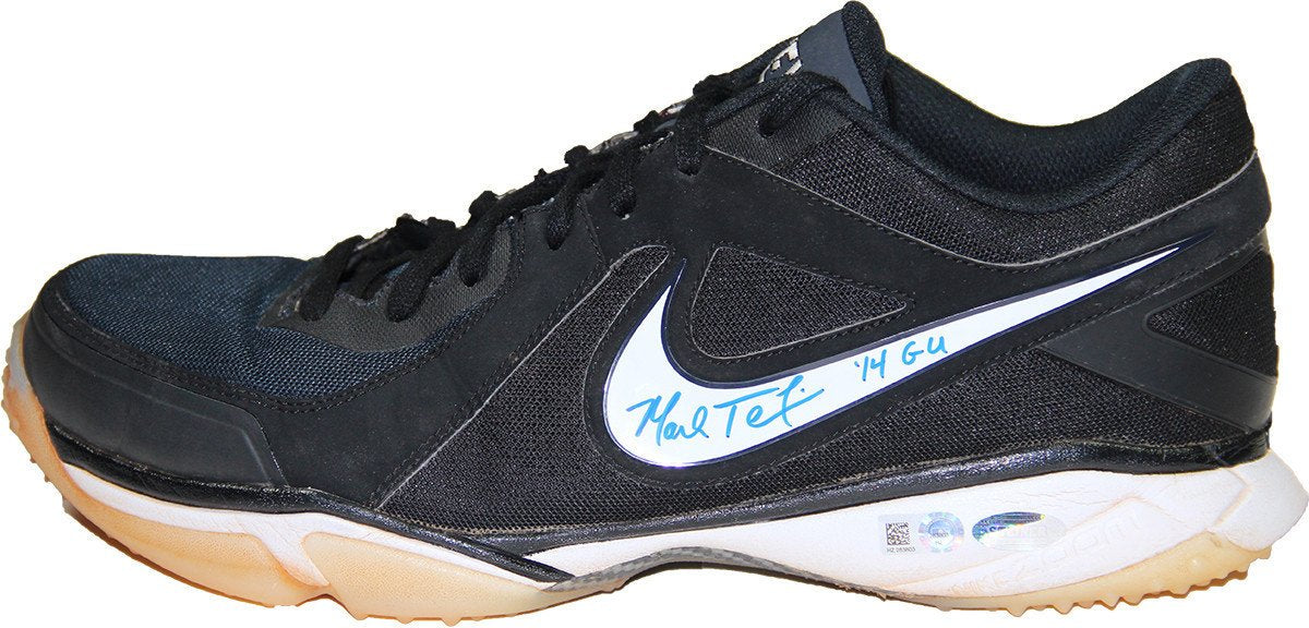 Mark Teixeira Signed 2014 Game Used Navy Blue  Black and White Turf Shoe (MLB Auth) Size: 13.5