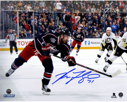 Nick Foligno Signed Shooting 8x10 Photo