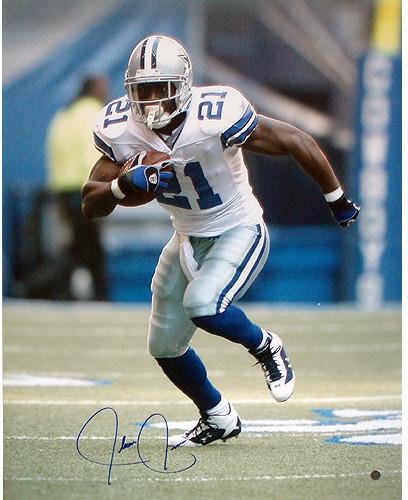 Julius Jones Cowboys Action 16x20 (TRI Auth)