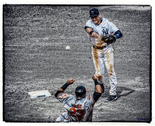 Derek Jeter Throwing B/W With Color Accents 16x20 Photo Uns (Signed By William Hauser)