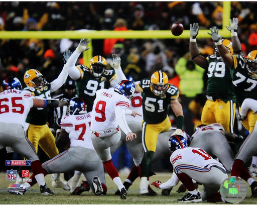 Lawrence Tynes Kick vs Green Bay 8x10 Photo