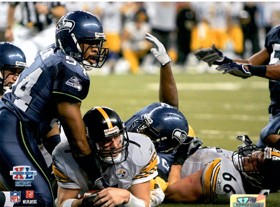 Ben Roethlisberger Super Bowl XL Touchdown 8x10 Photograph (PF)