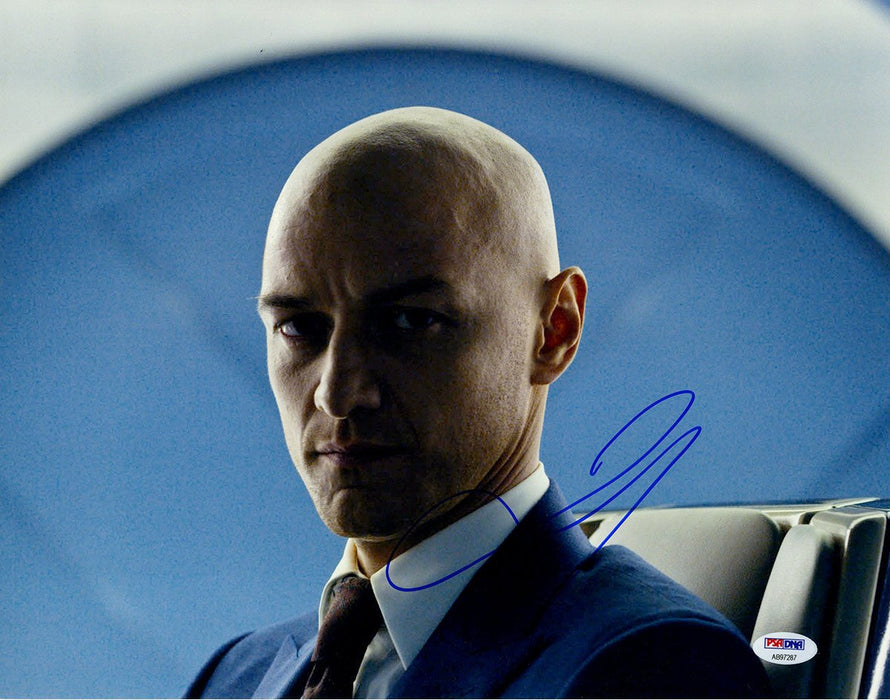 James Mcavoy Signed Horizontal Professor X in Suit Photo PSA/DNA