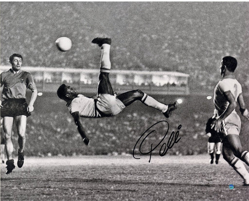 Pele Signed 1965 Bicycle Kick Close Up BW 16x20 Photo Signed in Black