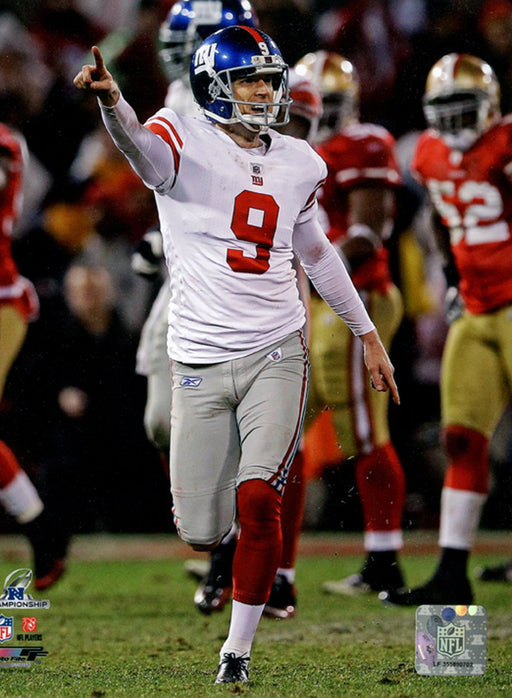 Lawrence Tynes Celebrating vs San Francisco 8x10 Photo Uns