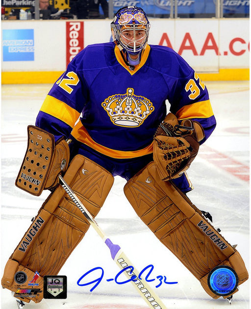 Jonathan Quick Signed Retro Jersey 8x10 Photo (JQ Holo Only)