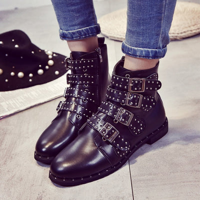 2017 Hot in the ultra-lo Fashion Women's Boots Casual Leather Boots Pointed Toe Buckle Warm  Women's Ankle Boots