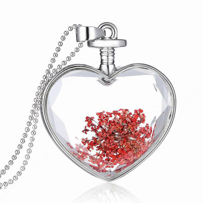 Pretty Heart-shaped Glass Wishing Bottle Pendant Necklace With Dry Flowers