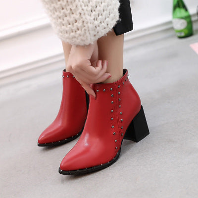 2017 Hot in the ultra-lo Fashion Women's Boots Casual Leather Boots Pointed Toe Buckle Warm  Women's Ankle Boots